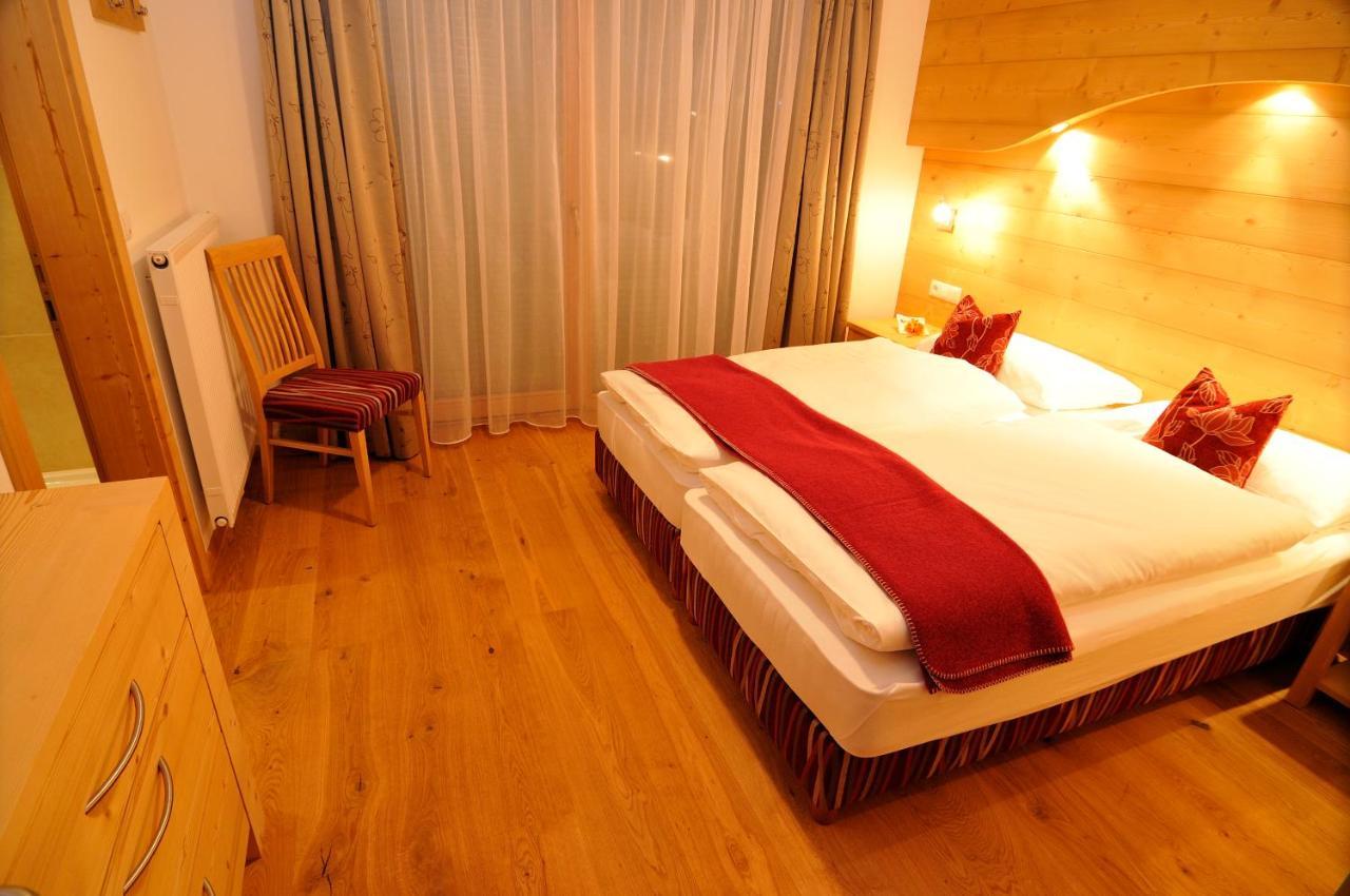 סלבה די ואל גרדנה Chalet Regina חדר תמונה