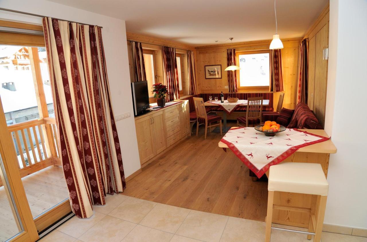 סלבה די ואל גרדנה Chalet Regina חדר תמונה